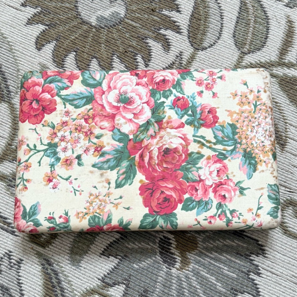 Vintage Jewelry Box Travel Hard Sided Hard Shell Pink Floral Fabric Case - Picture 4 of 8
